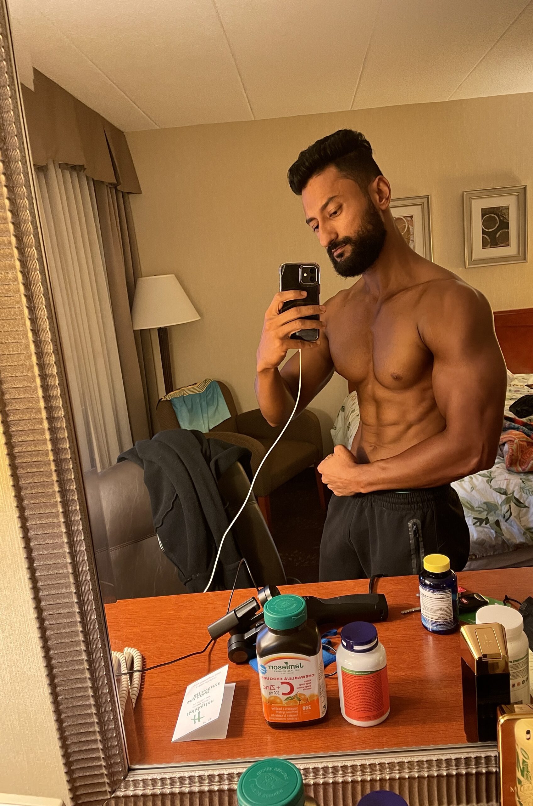 2F512A6B-0A30-404D-AA2D-491B9C7B9157